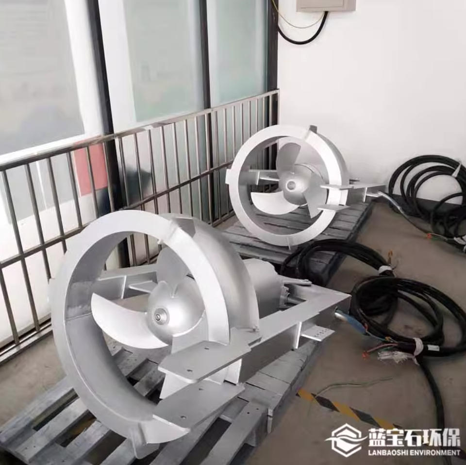 南京藍寶石環(huán)保有限公司為廣西某公司提供QHB3kW潛水混合液回流泵